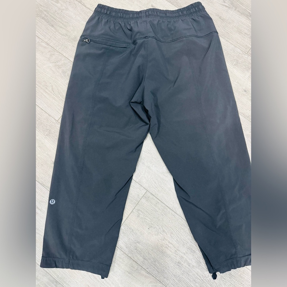 lululemon athletica women’s Dark black Joggers